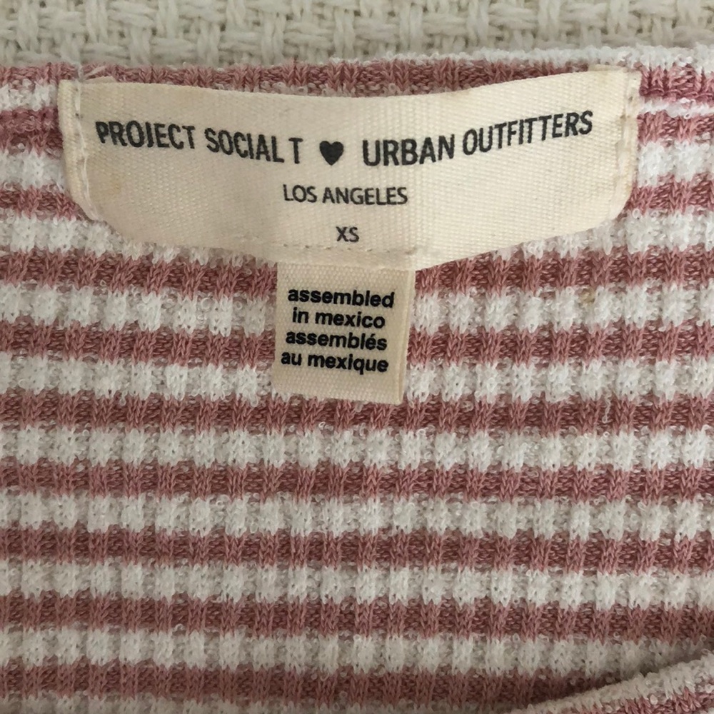 Project Social T Crop Top - Picture 3 of 3